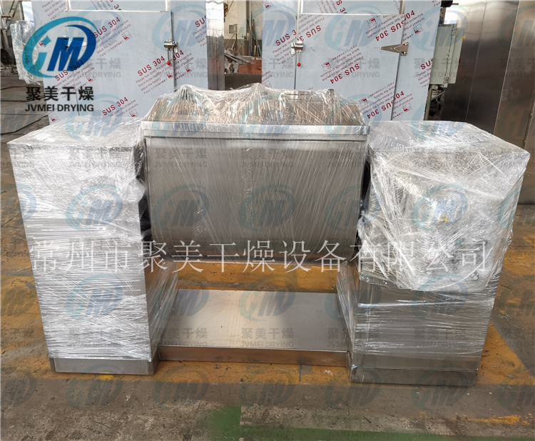 廣西客戶CH-200槽型混合機1臺，GMP-IA熱風循環(huán)烘箱2臺待裝發(fā)貨現(xiàn)場